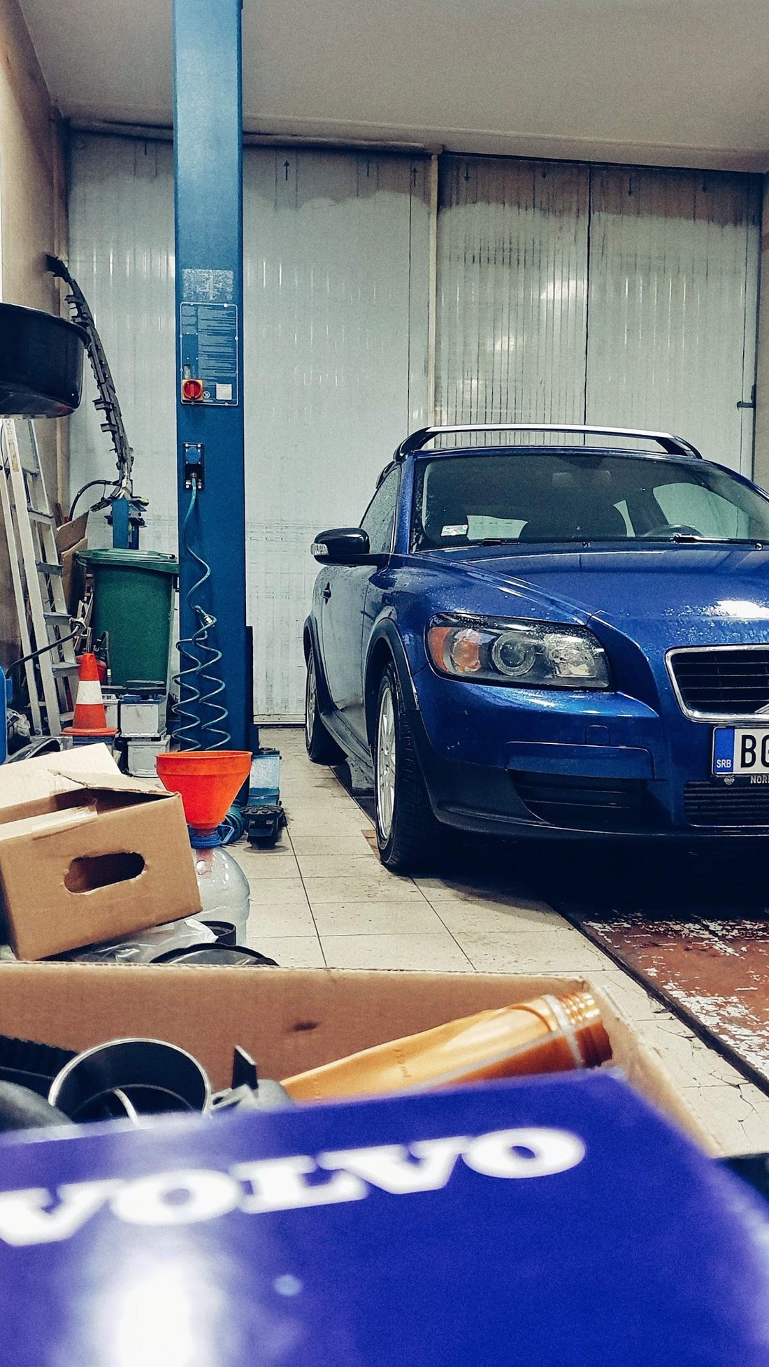 Volvo na dizalici
